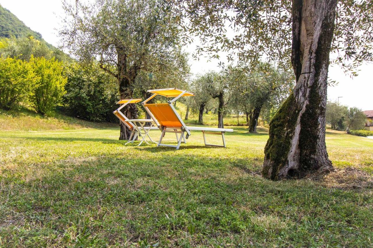 Casa Mandello Appartement Salò Buitenkant foto