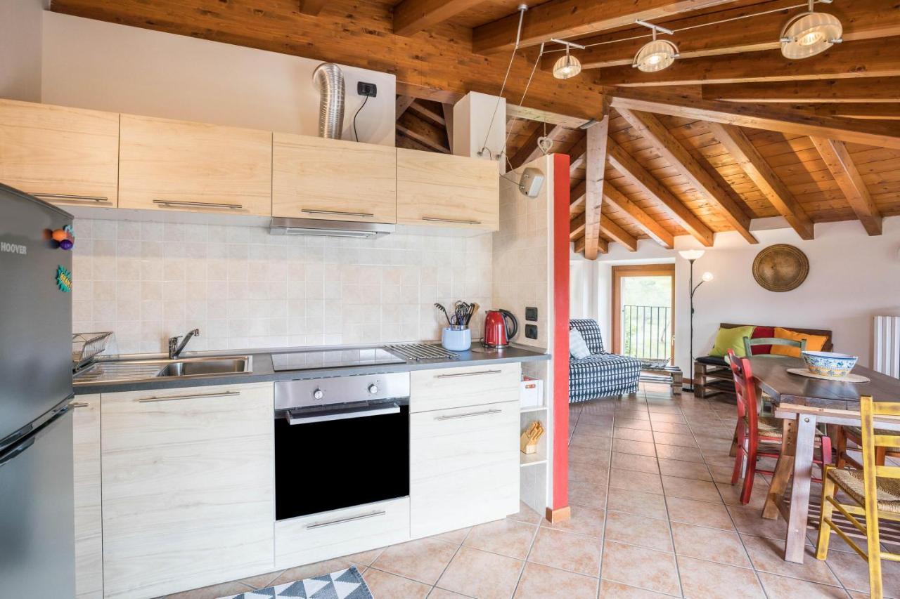 Casa Mandello Appartement Salò Buitenkant foto