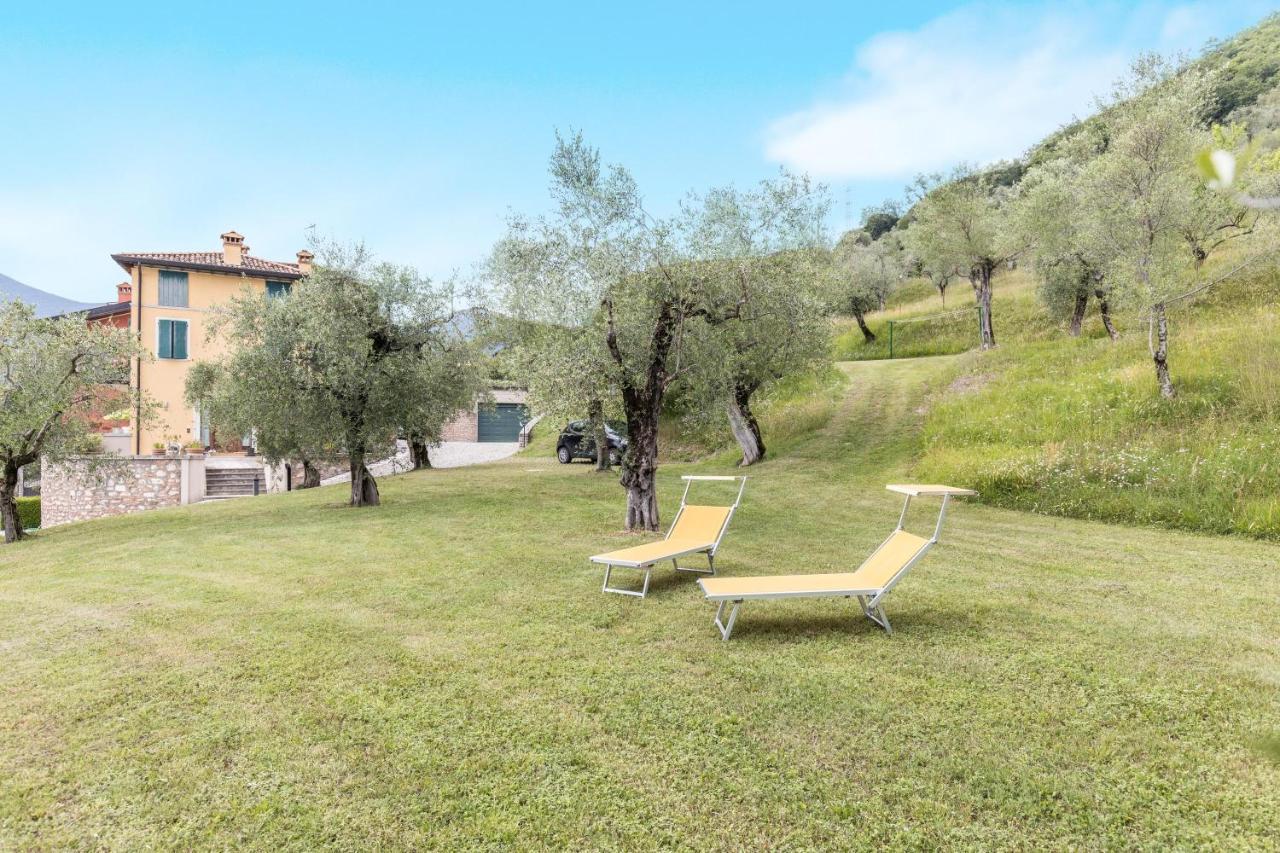 Casa Mandello Appartement Salò Buitenkant foto