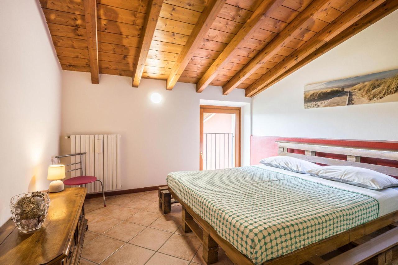 Casa Mandello Appartement Salò Buitenkant foto