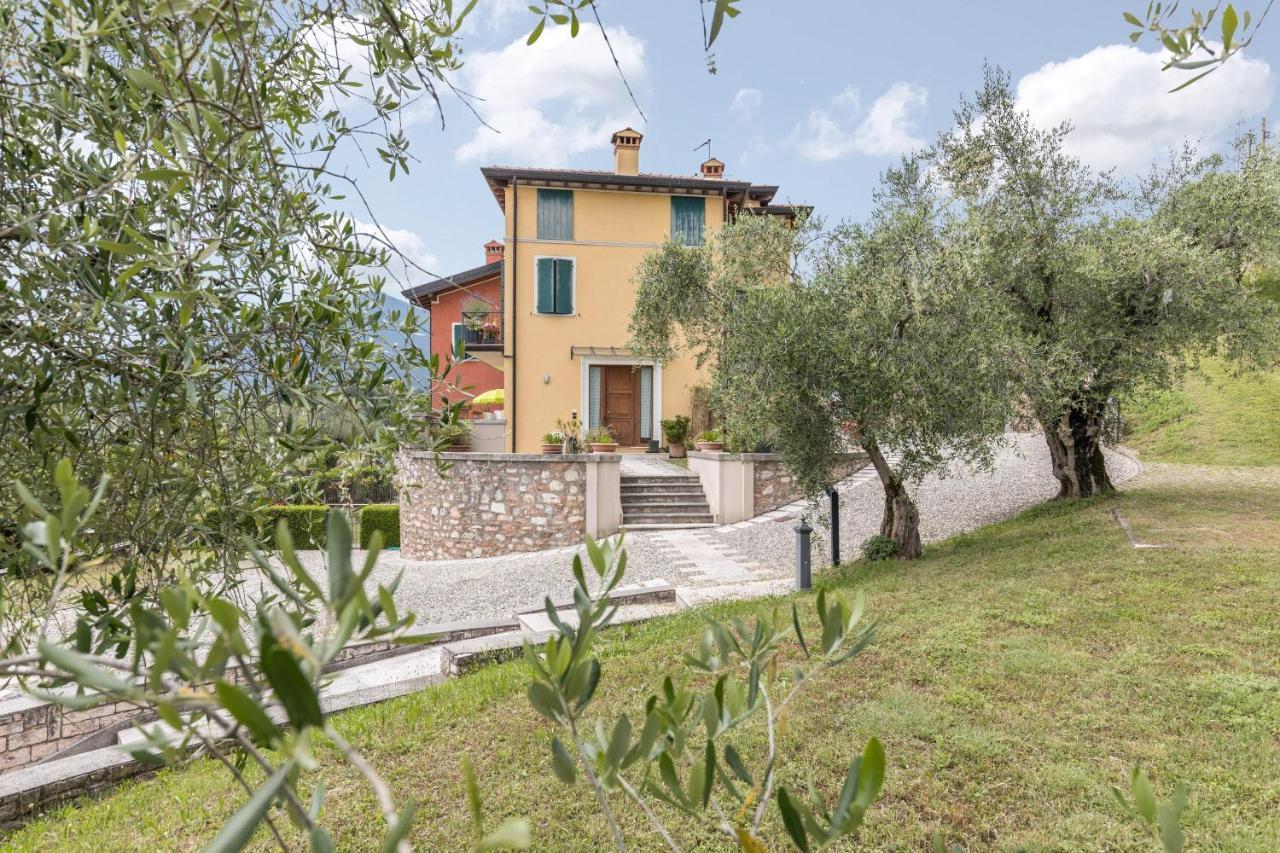 Casa Mandello Appartement Salò Buitenkant foto
